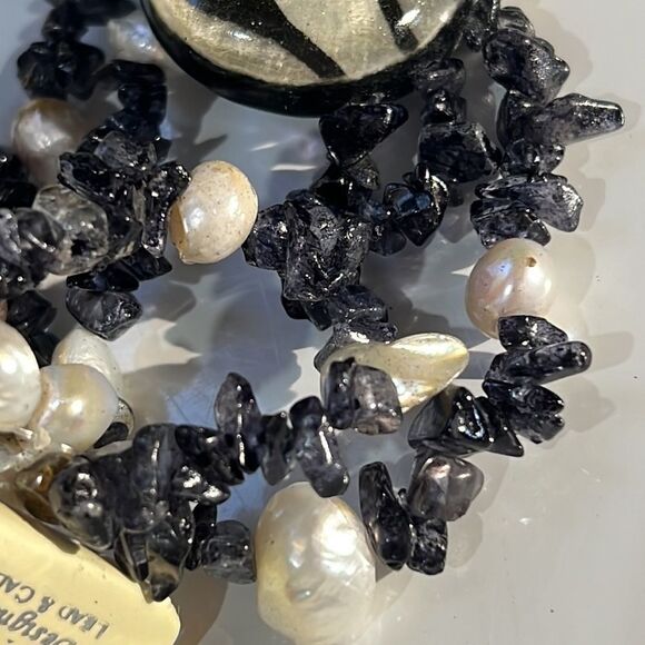 EsMor Three-Strand Chip Bead Bracelet (Lead & Cadmium Free) - Picture 8 of 10